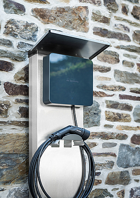 All Wallboxes in the network are automatically detected and can be configured centrally. Management of charging authorizations and statistics is, among other things, conveniently possible via the tool.
Photo: Günther Spelsberg GmbH & Co. KG/Alina Köster Photography
